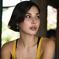 Vivian McQueen: REIGN